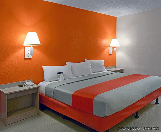 Motel 6-Pinole, Ca Bagian luar foto